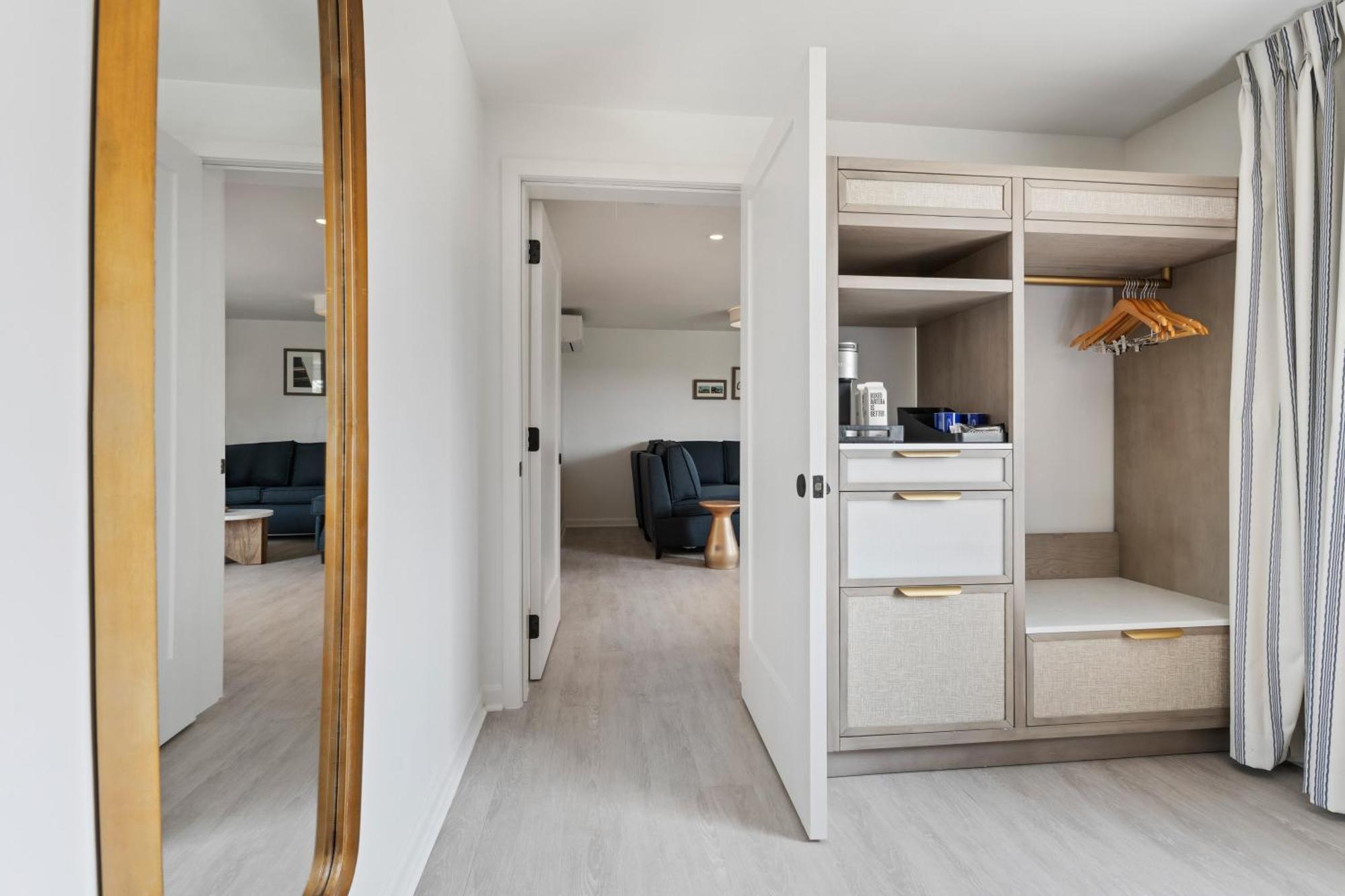 Greyfinch Chatham Inn Ngoại thất bức ảnh