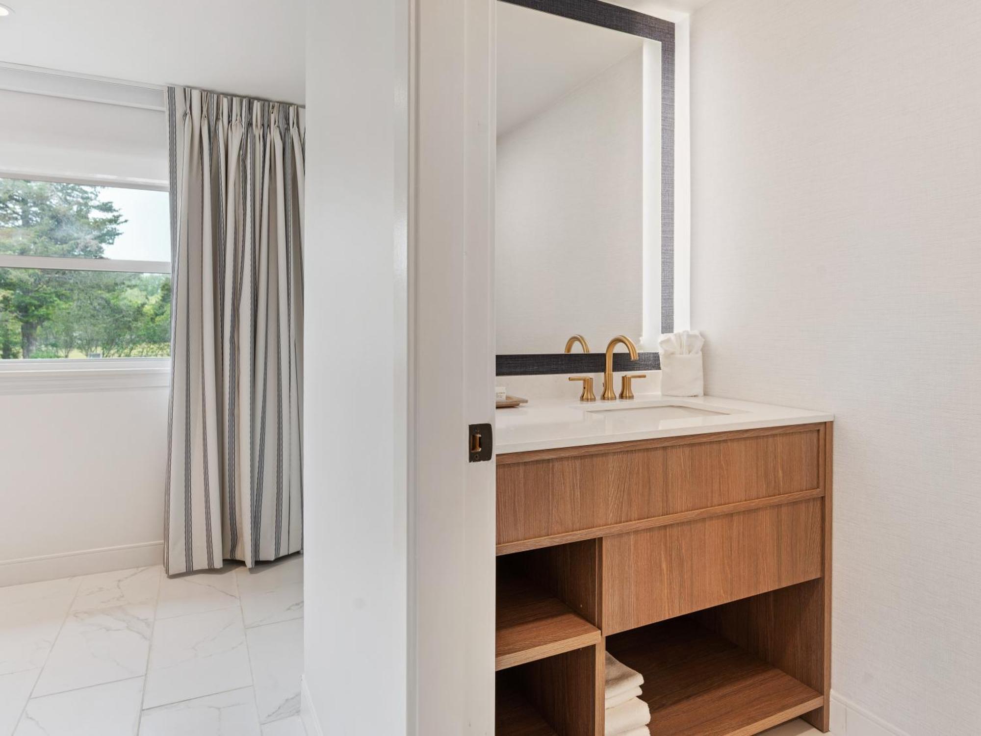 Greyfinch Chatham Inn Ngoại thất bức ảnh